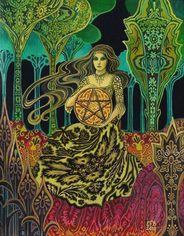Hình ảnh mô tả trên lá bài Queen Of Pentacles Tarot